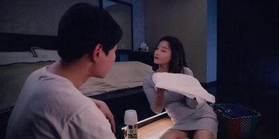 หนังเรทอาร์ สาวเงี่ยนรูอ่อยผู้ชายแทงเสียว แทงเสียวเย็ดสดน้ำเยิ้ม