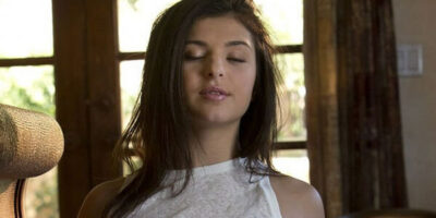 ตัวเล็กนมใหญ่ รูป XXX สาวเอเชียหีเนียนไร้ขนหมอย หีน้อยโชว์ท่าเสียว เม็ดแตดชัด ๆ XXX18+ FREE