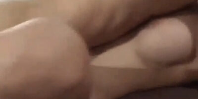 คลิปหลุดเสียงไทย แอบถ่าย เน็ตไอดอลโดนเสียบสด ควยใหญ่สอดใส่หีจนมิดด้าม XXX18+