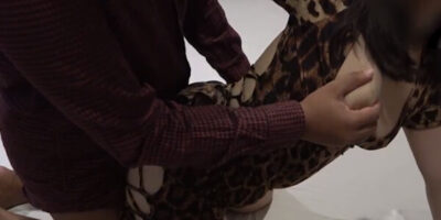 เรทอาร์ไทย ไทย XXXXX คนดังแอ่นหีให้ควยซอย เย็ดสดสะใจแถมมีไซร้กันไม่หยุด XXX18+