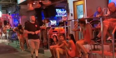 Thai X สาวเซ็กส์จัดอัดเต็มรู เย็ดรัวรูตูดโบ๋