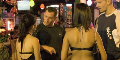 XXThai กระหรี่พัทยาพาเย็ดสด ตอกหีคาชุด