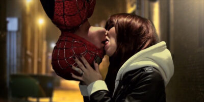 Spiderman Sex ห้อยหัวเอาควยมาจ่อปาก จับโม๊คน้ำแตก